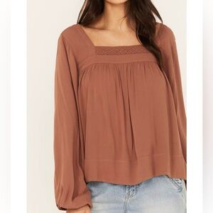 Chic Square Neck Blouse in Tan